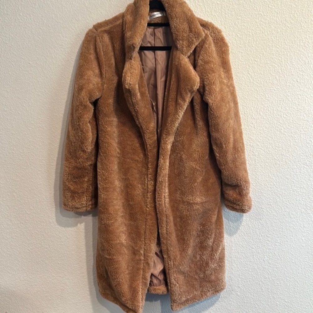 Fuzzy Teddy Jacket - Picture 4 of 7